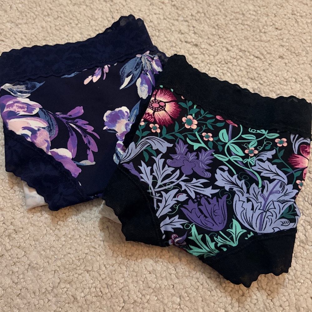 JOCKEY NWOT Lace Panty Lot of 2 - Sz: L